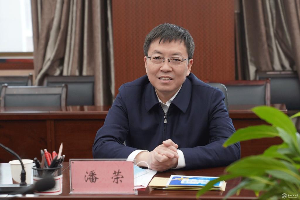 潘荣强调,省委高度重视人才工作,把人才工作作为推动高质量发展的重要