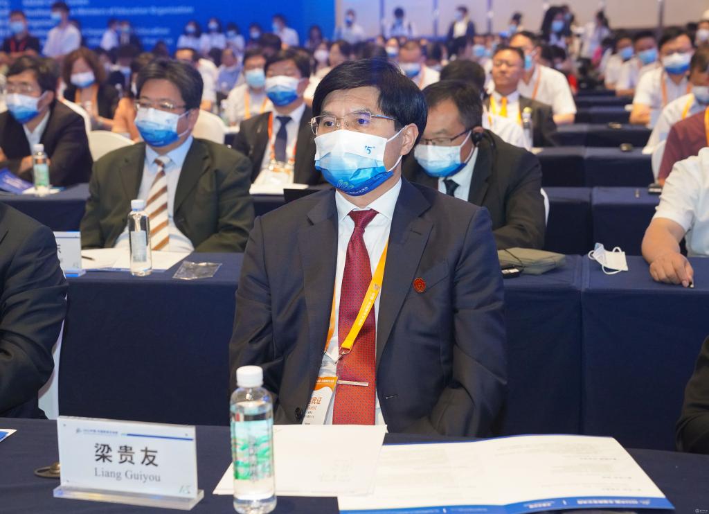 校党委书记梁贵友,校长罗鹏受邀参加2022中国-东盟教育